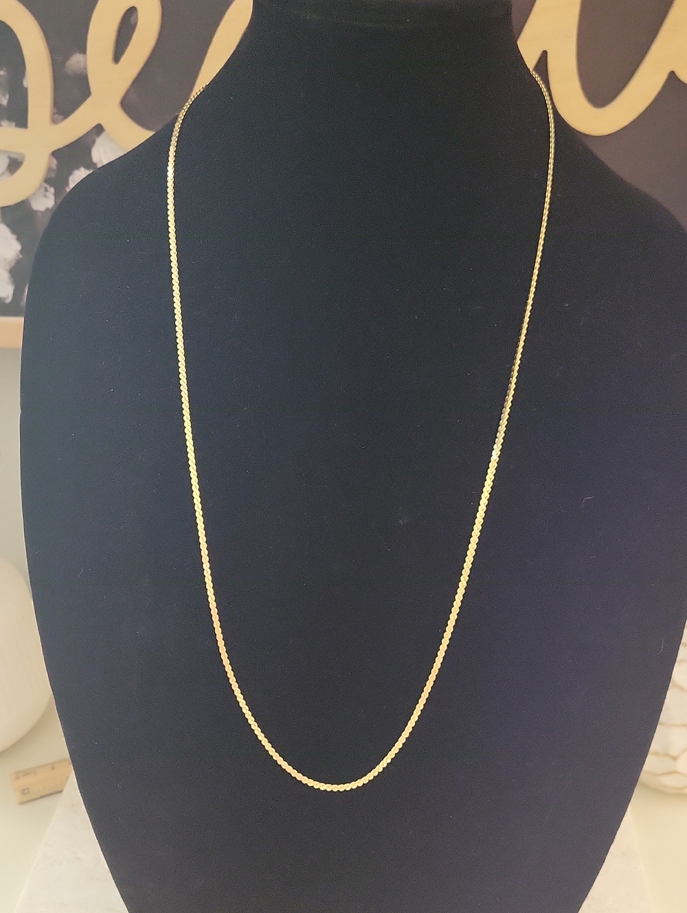 Source Unknown Gold Tone Long Serpantin Chain Necklace